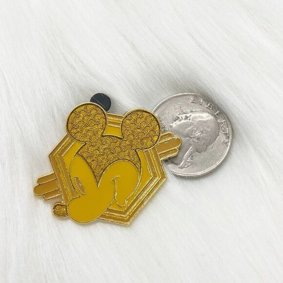 🔮 5/$25 Disney Mickey Mouse Memories Art Deco Mickey Pin - Picture 2 of 3